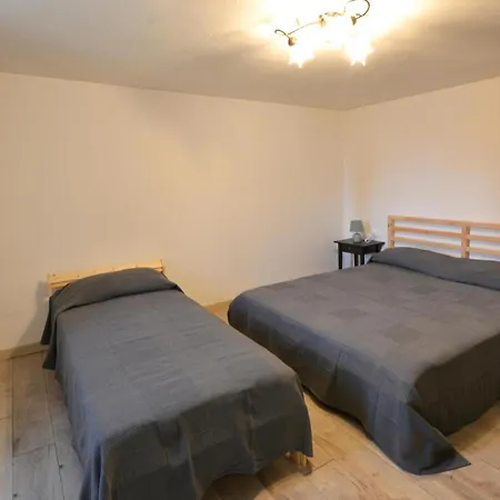 Awesome In With Kitchen Holiday home *