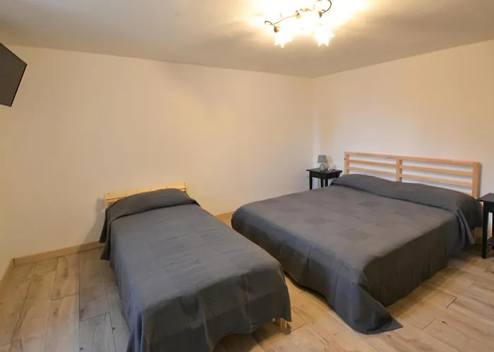 Awesome In With Kitchen Holiday home *