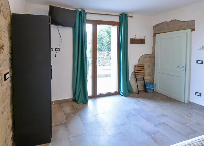 Awesome In With Kitchen Holiday home